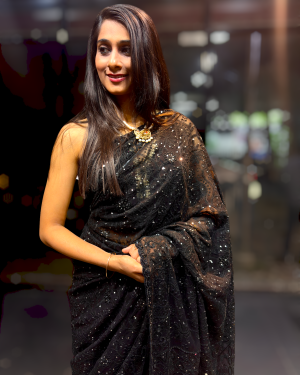 Ishq-e-Kari – A love story woven in hand embroidery