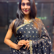 Black Chinnon with 2D Contrast Color Pallu