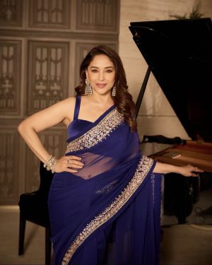 Celebrity Inspired Chinnon Georgette Saree