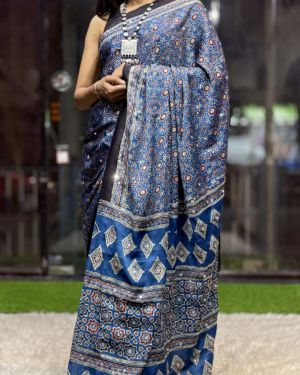 Ruhani Ajrak – Soulful handblock beauty with delicate pitta accents