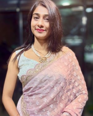 Nawabi Pearl Noor – Pure Georgette Chikankari Royale