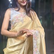 Noor-E-Zar Kanchi Radiance