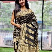 Regal Kolka Zigzag Khaddi Drape