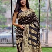 Regal Kolka Zigzag Khaddi Drape
