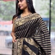 Regal Kolka Zigzag Khaddi Drape